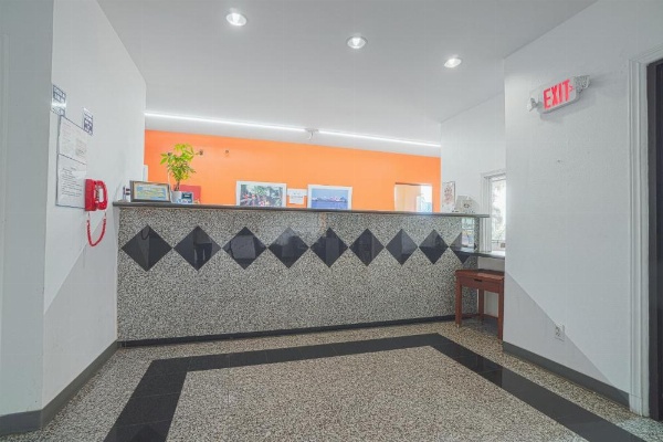 Island Inn By OYO Galveston Beach, TX image 17