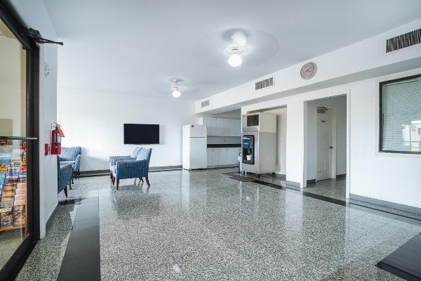 Island Inn By OYO Galveston Beach, TX image 7